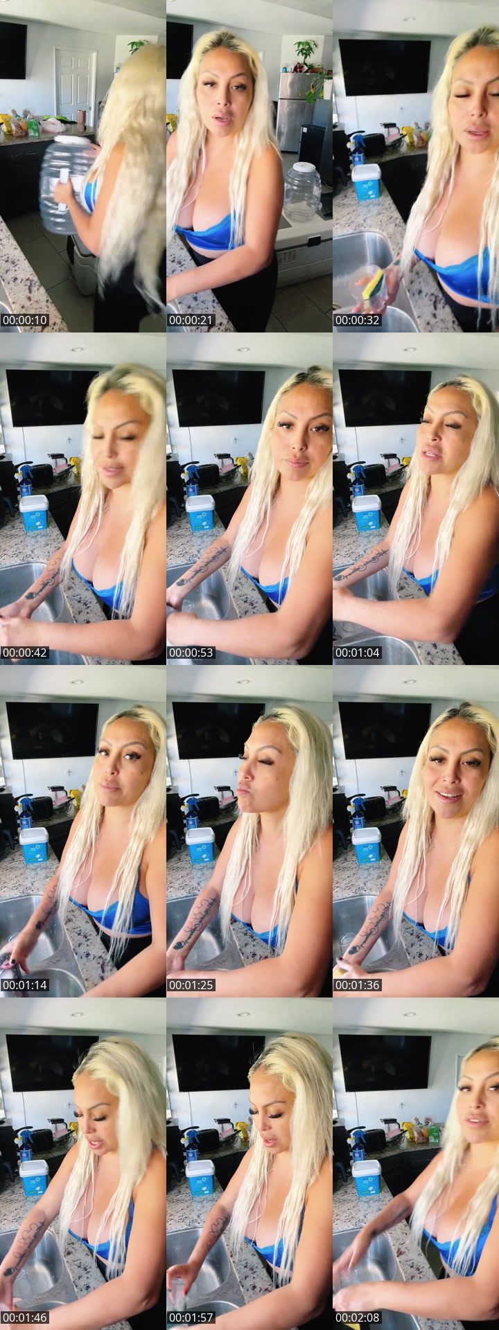 TikTok live: Happy Monday by @s3xymommyplus5
