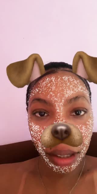 TikTok live: Bem-vindo à minha LIVE by @leticiiasts.s