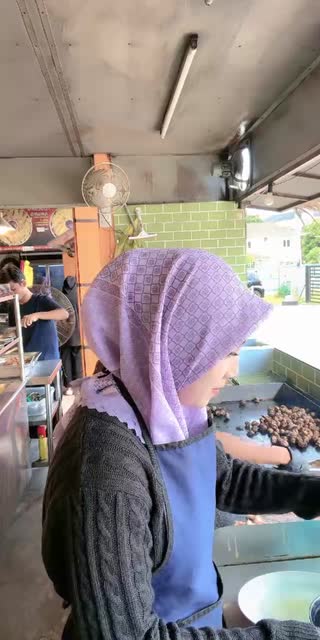 TikTok live: tak masuk takde manis manis by @_.nrsyahiraa
