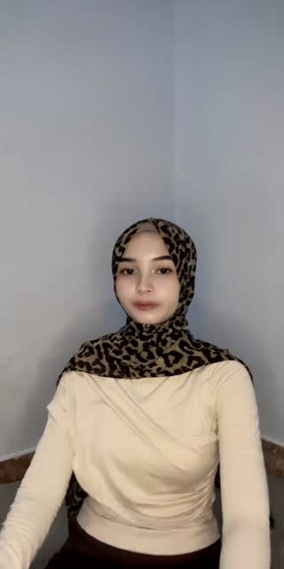 TikTok live: Sehat selalu kalian ❤️ by @nurulazizahn.a