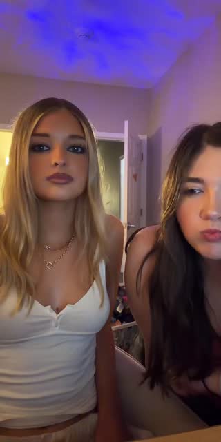 TikTok live: ask us qa’s by @priscillaelle
