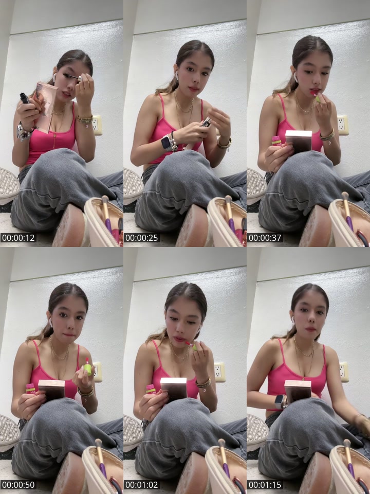 TikTok live: nsss by @zoe_dg