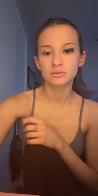TikTok live: hey by @maddie.leigh101