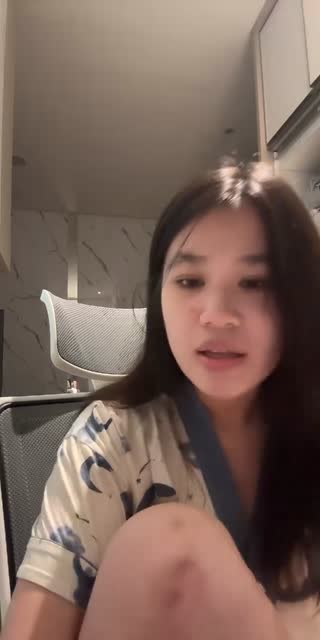 TikTok live: Karaoke by @luw_ii19