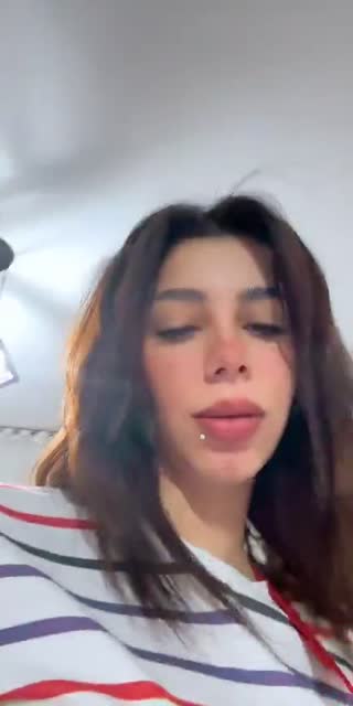 @bellaadeeb TikTok live from 2026-05-10