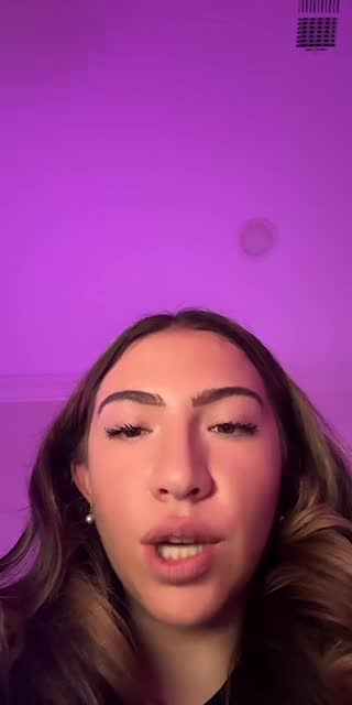 TikTok live: Join the teamm! Battles by @angelina._fl