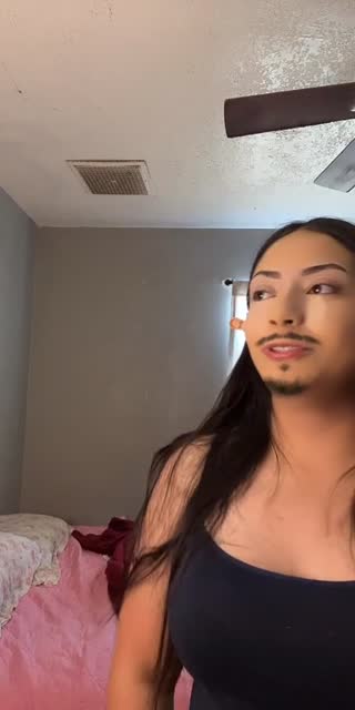 TikTok live: phxaz by @updaskopee