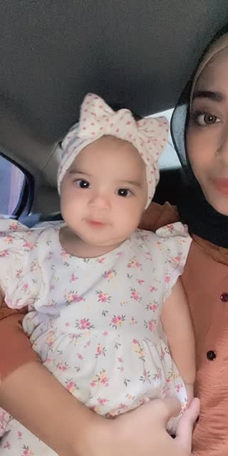 TikTok live: msok jap, bby medina tido by @its_hana760
