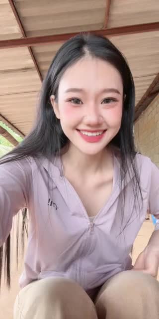 @g_khajeerat TikTok live from 2026-05-12