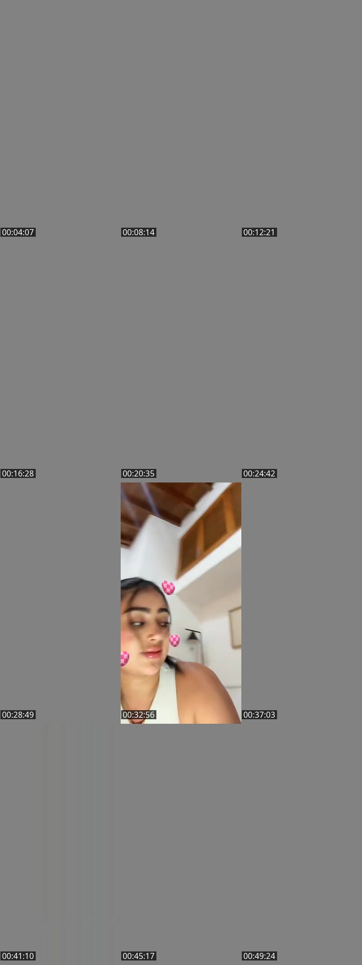 TikTok live: 🎀💗 by @monicavallejolives