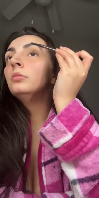 TikTok live: Chillin by @stassiehtx