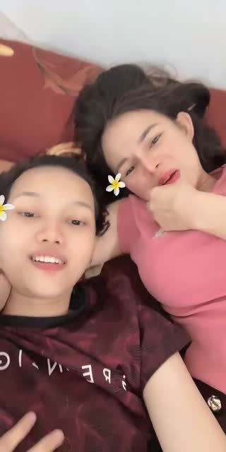 TikTok live: Makan by @mankur2