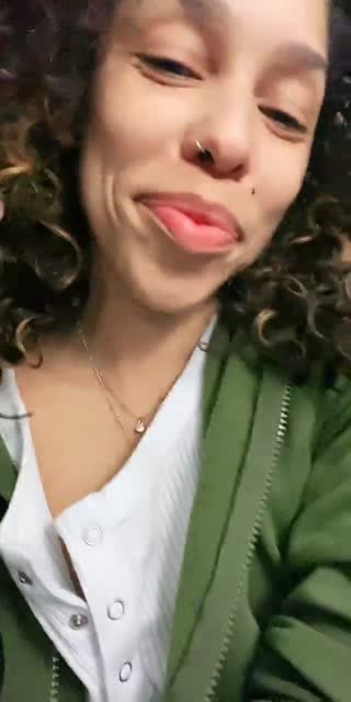 TikTok live: Just me by @mimi.lenay