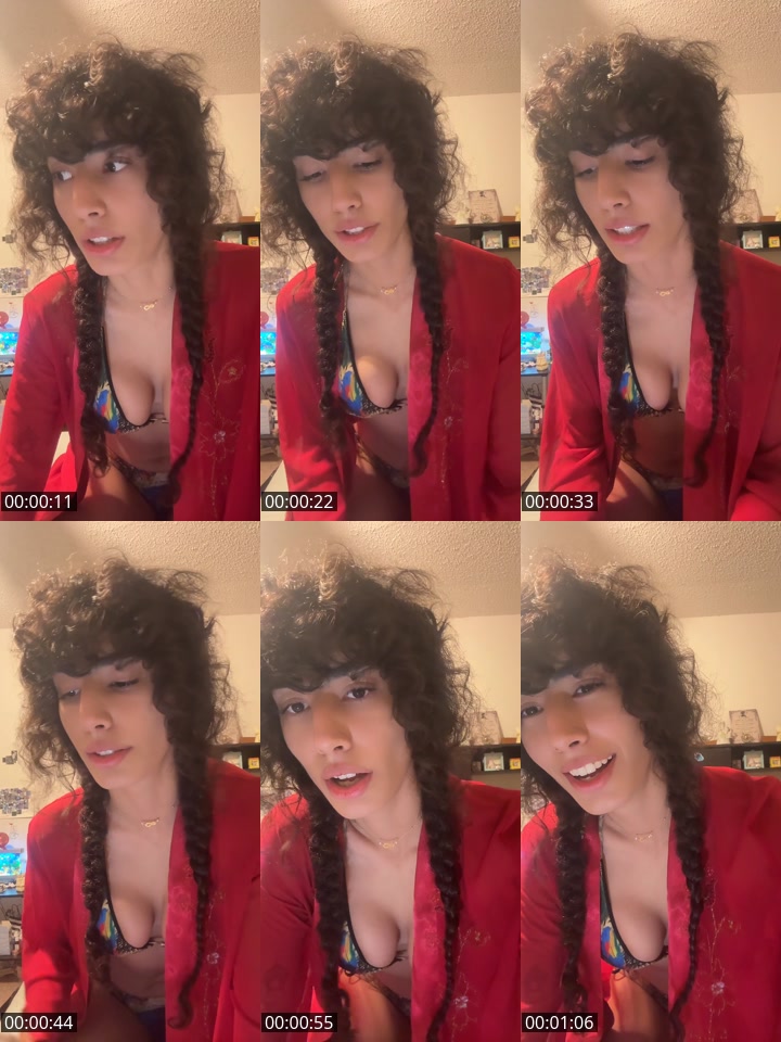 TikTok live: Ask a❓ by @red.kissing.vi0let