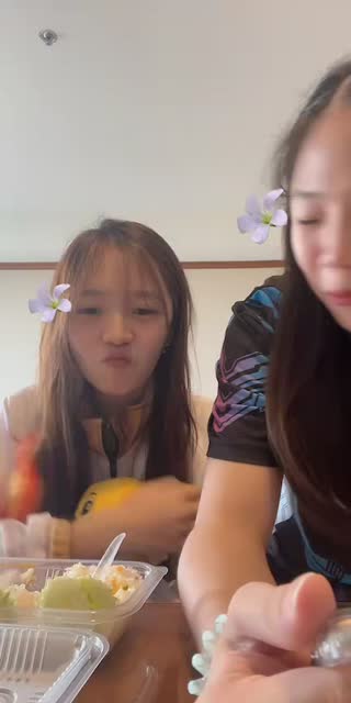 TikTok live: สุราดดดดด by @seawry_z