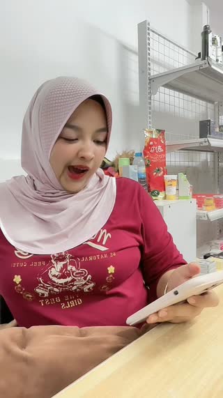 @nurefa.t TikTok live from 2026-05-12
