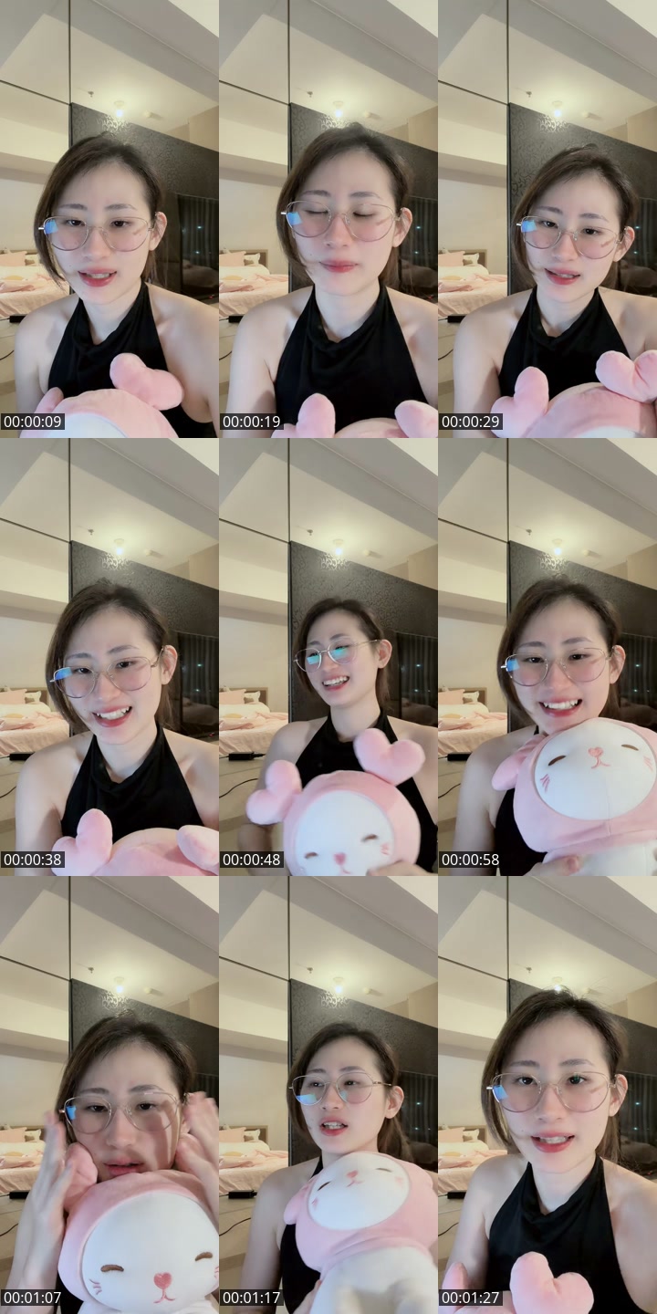 TikTok live: iseng bentaran by @aelshalomita_