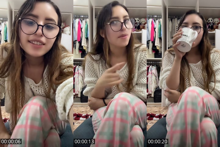 TikTok live: Aquí NADA se repite😏 by @yo._.fernanda