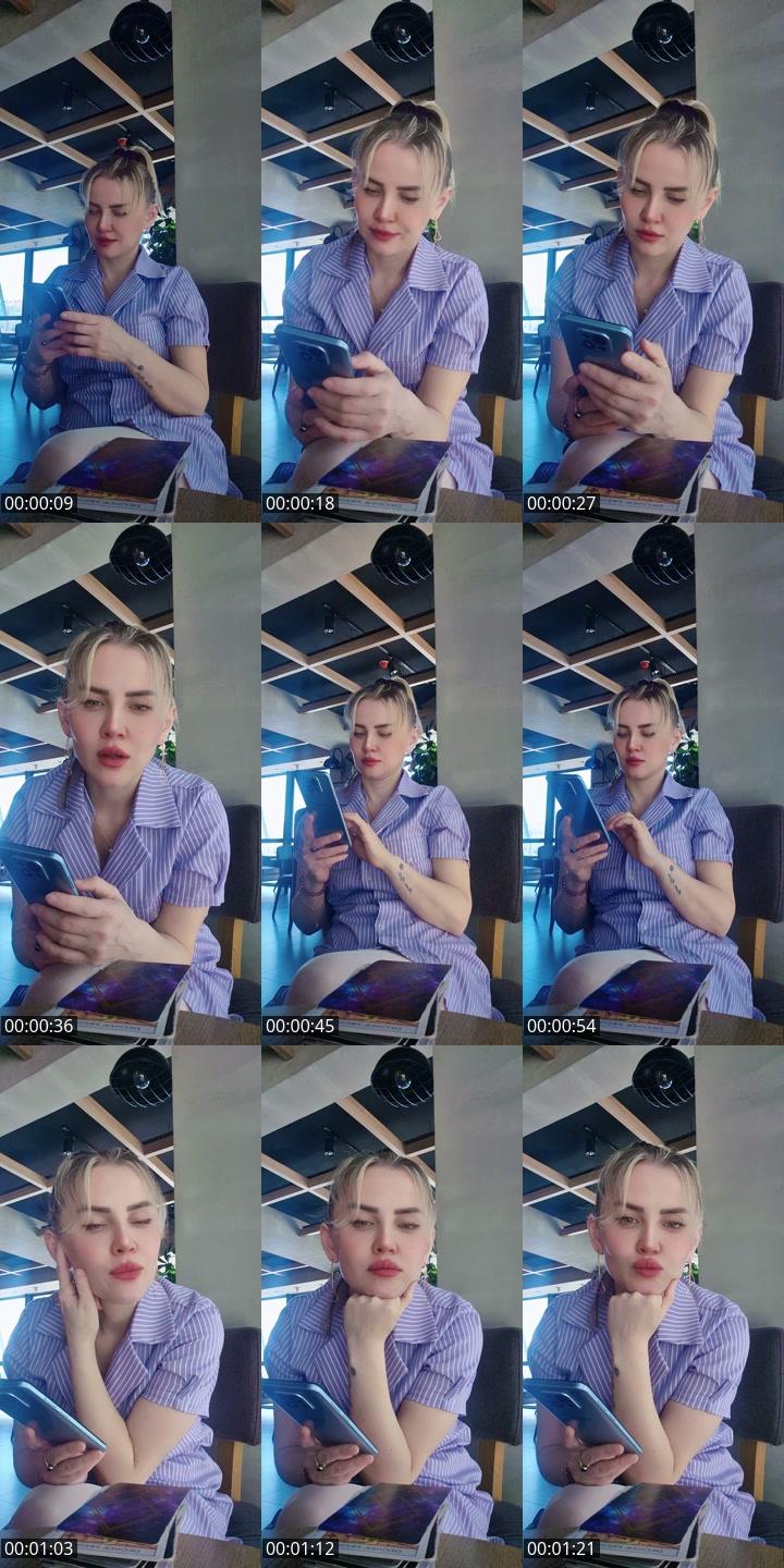 TikTok live: tarot by @ajnatarot