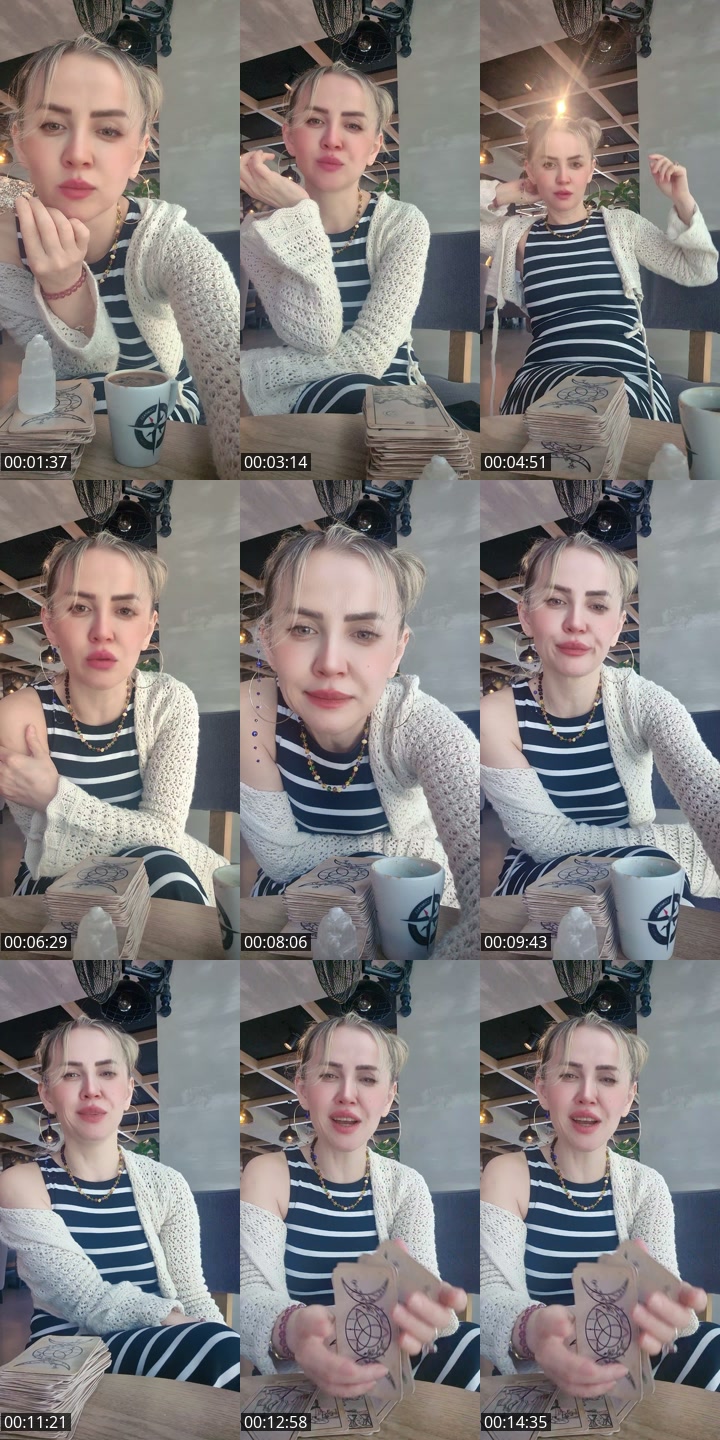 TikTok live: tarot by @ajnatarot