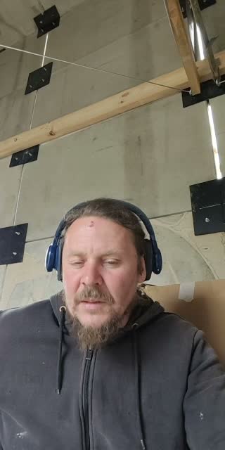 @andressarapuuga TikTok live from 2026-05-19