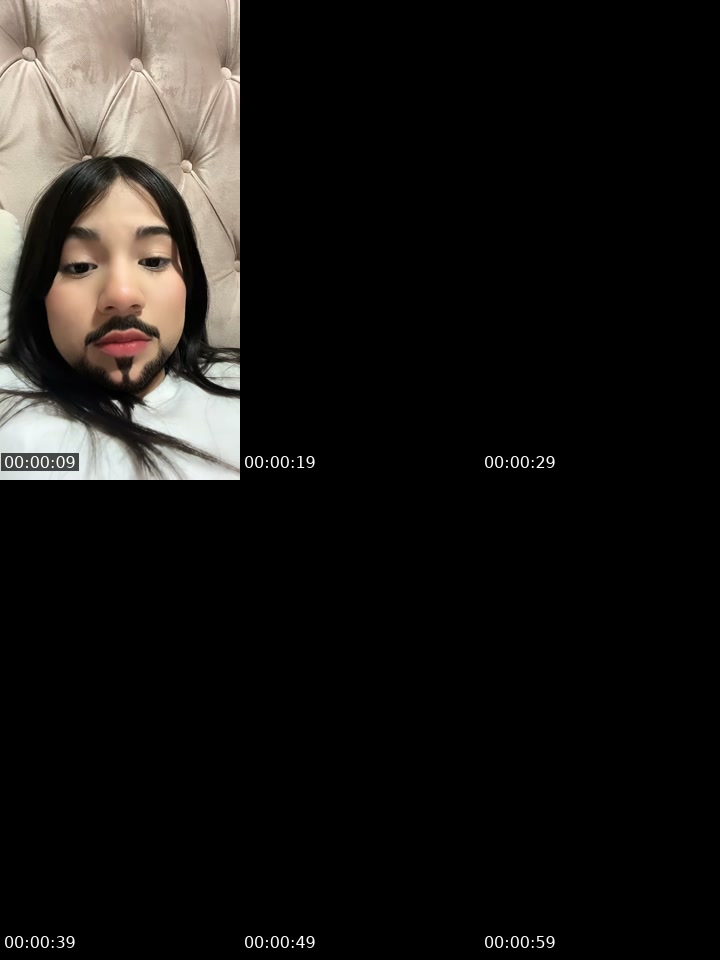 TikTok live: Holiiii amigos💞 by @renata_ortega107