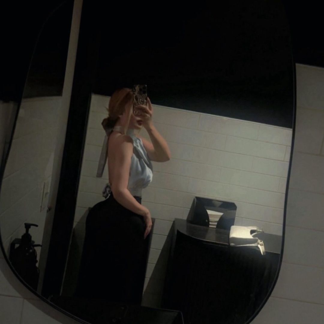@01255555__
