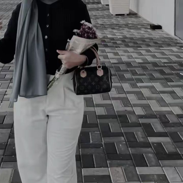@_ayennrynn4