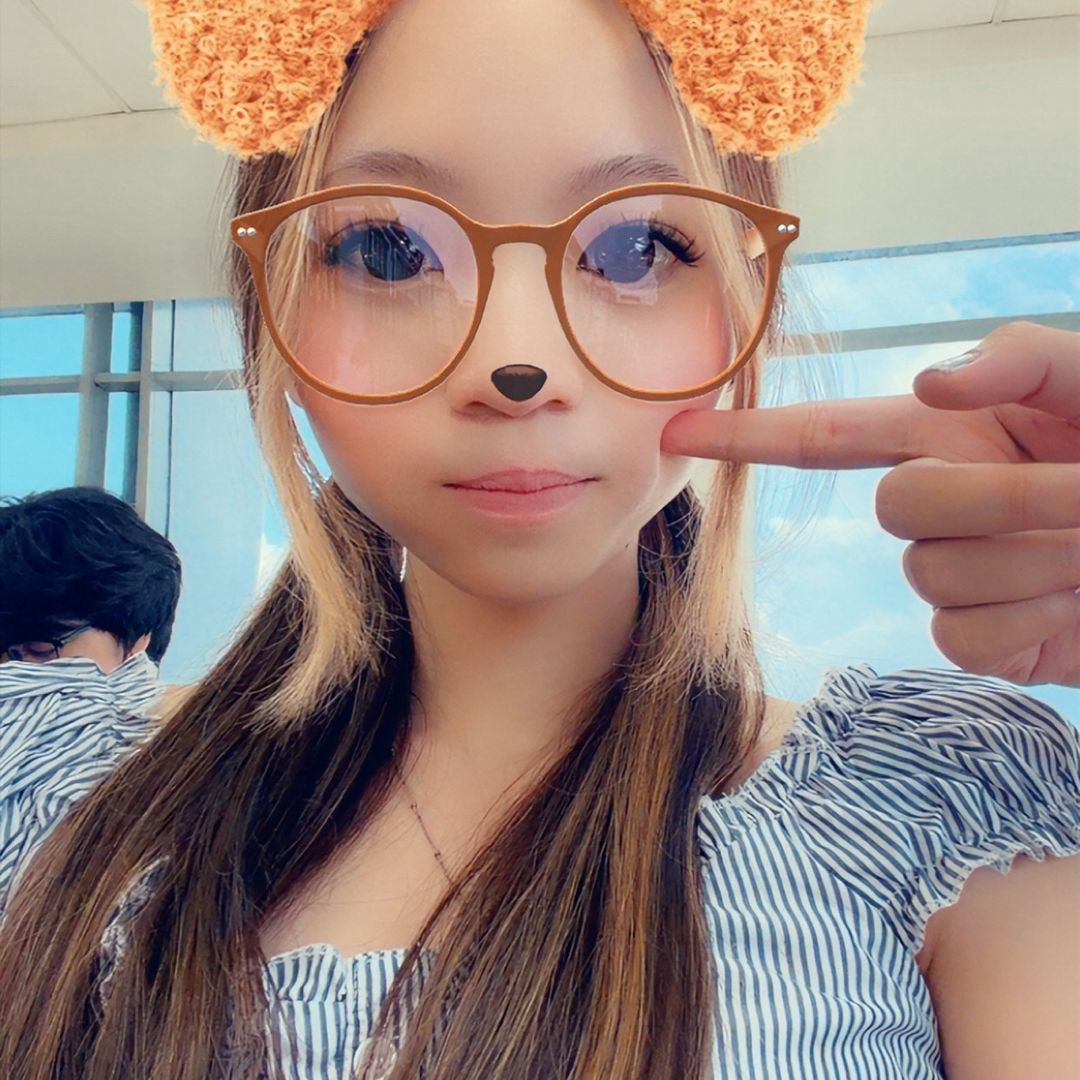 @_emilyx_y