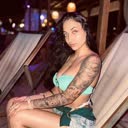 @_laralukka