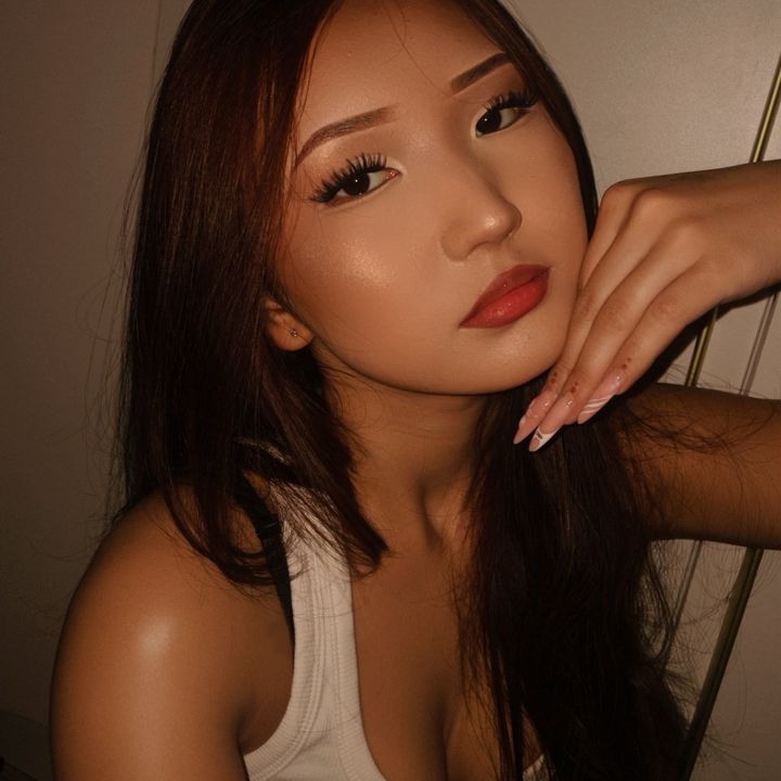@aishawhe
