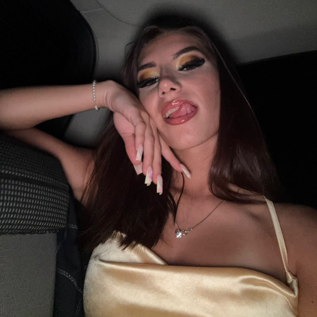 @alexiaaaaaa.aaa16