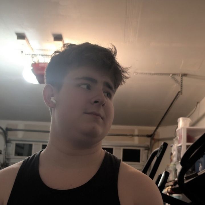 @alextnhb3fk