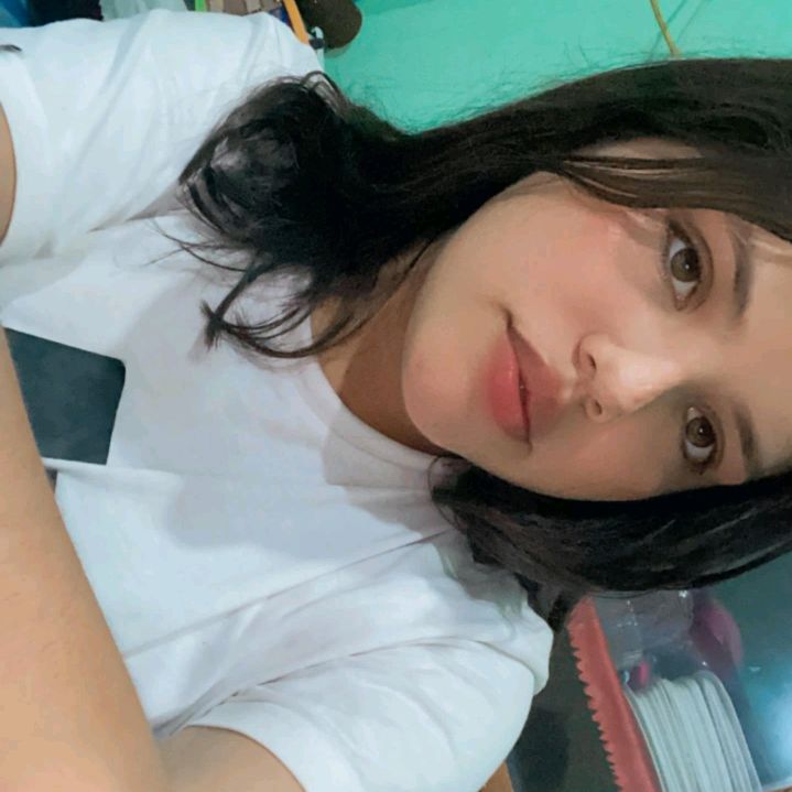 @ariana_destre