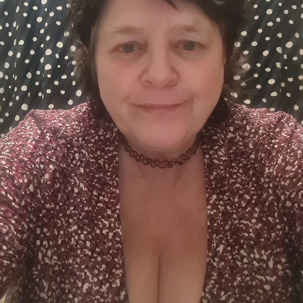 @bareessentialsjj