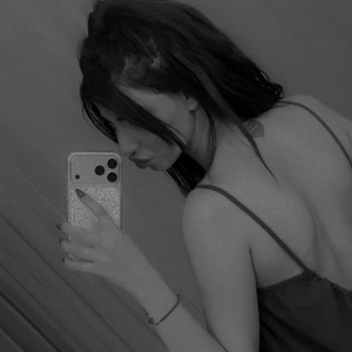 @bellaadeeb