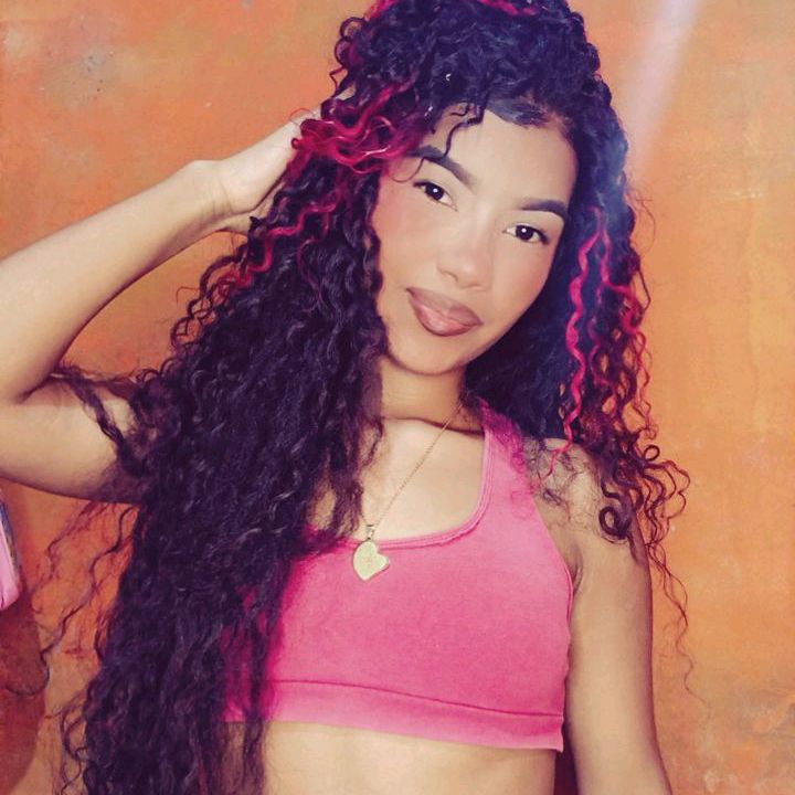 @bibizynha18