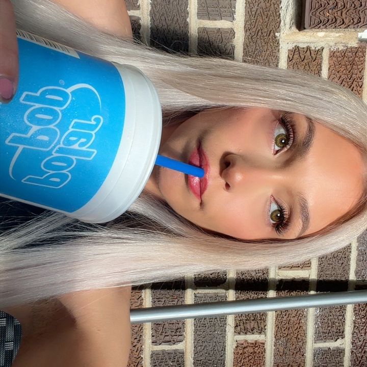 @blondegirlkells