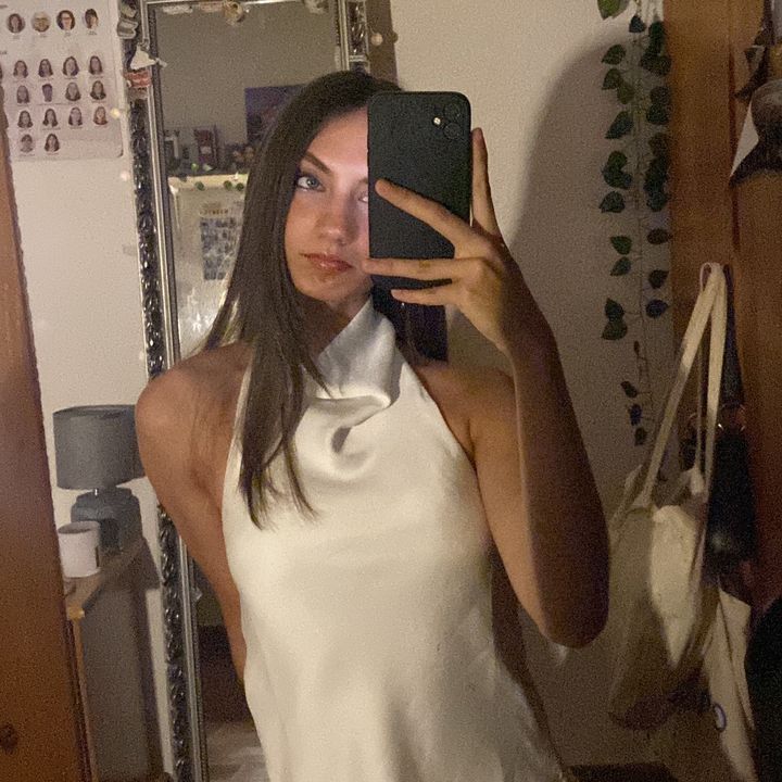 @carlagarcix_