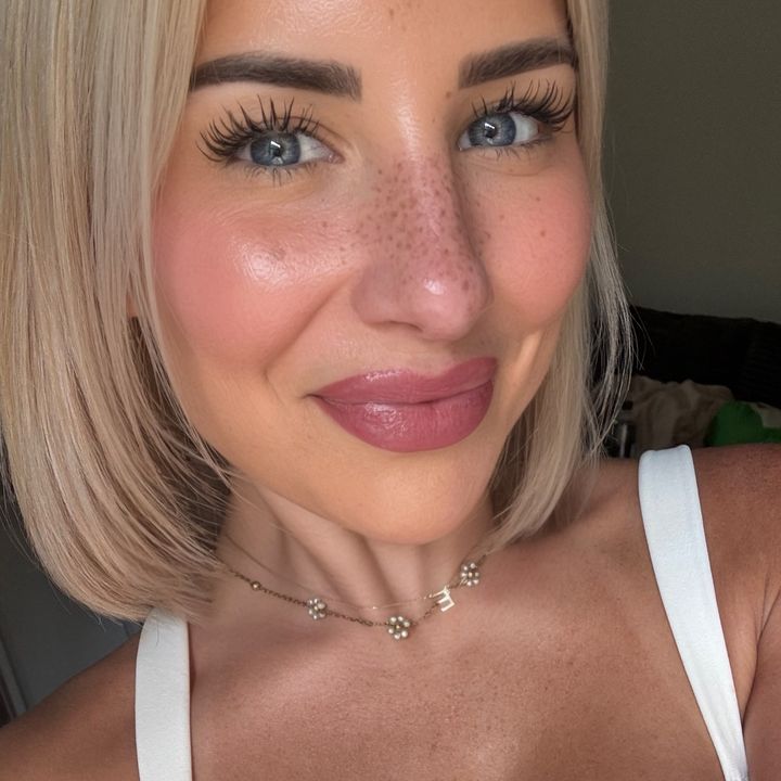 @carlyreneewhite