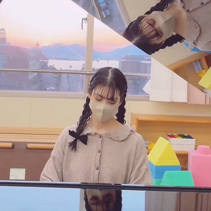 @cherry_purple213