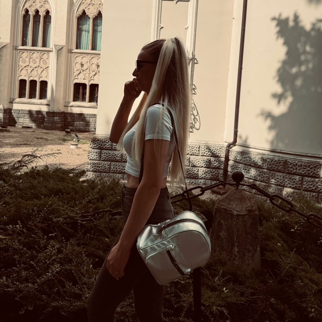@corinagroza47