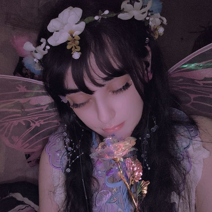 @daisybluemi