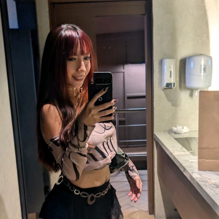 @damgirl2000