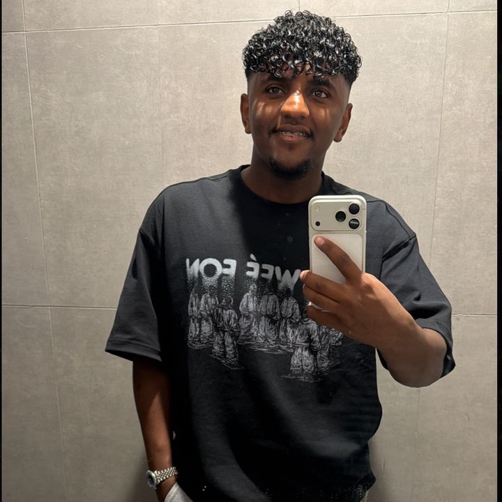 @e.s83h