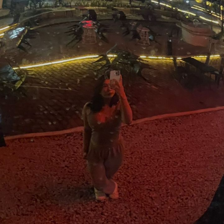 @elenmlni