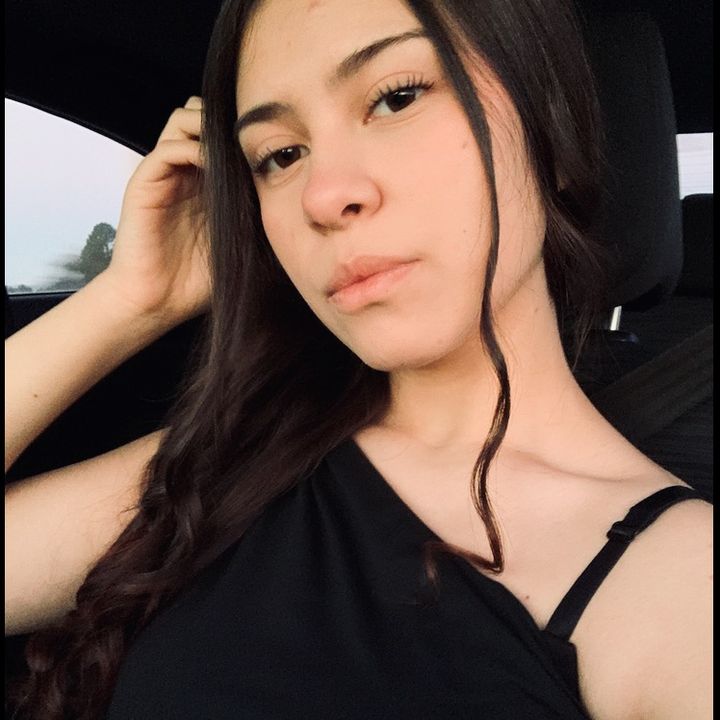 @floomoraa_