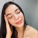 @girlvnz