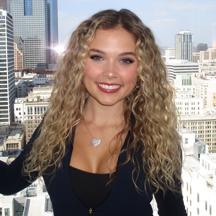 @hayleelizz