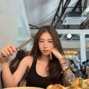 @hochloe0